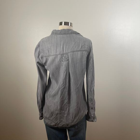 Cloth & Stone • Stone Washed Gray Button Up Long Sleeve - Picture 3 of 5